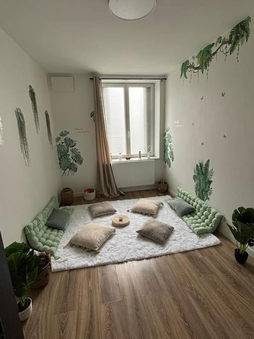 A&M Games And Spa Charleville-Mezieres Ngoại thất bức ảnh
