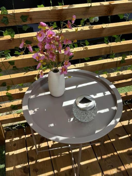 A&M Games And Spa Charleville-Mezieres Ngoại thất bức ảnh